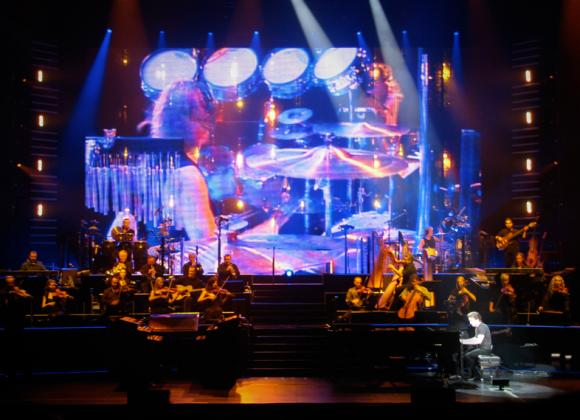 Yanni at Abraham Chavez Theatre