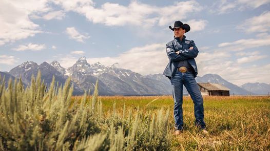 Aaron Watson at Abraham Chavez Theatre