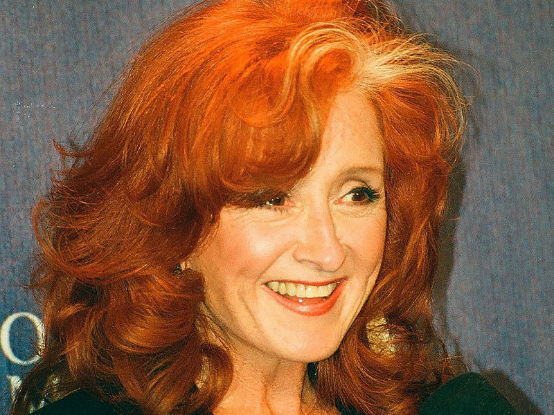 Bonnie Raitt at Abraham Chavez Theatre